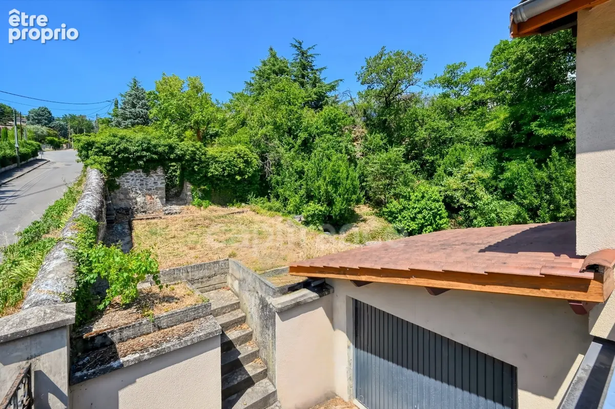 Maison en limite de campagne - 6 Pièces - Hauteurs de Givors - Divisée en 2 appartements - Potentiel locatif - photo 19