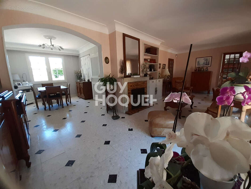 Maison à CASTELNAU-DE-MEDOC