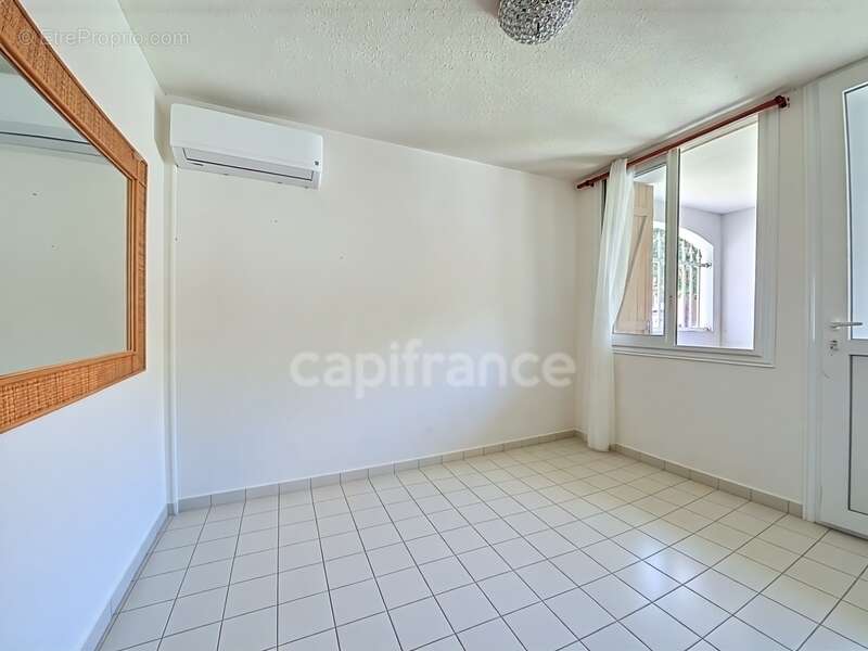 Appartement à BAIE-MAHAULT