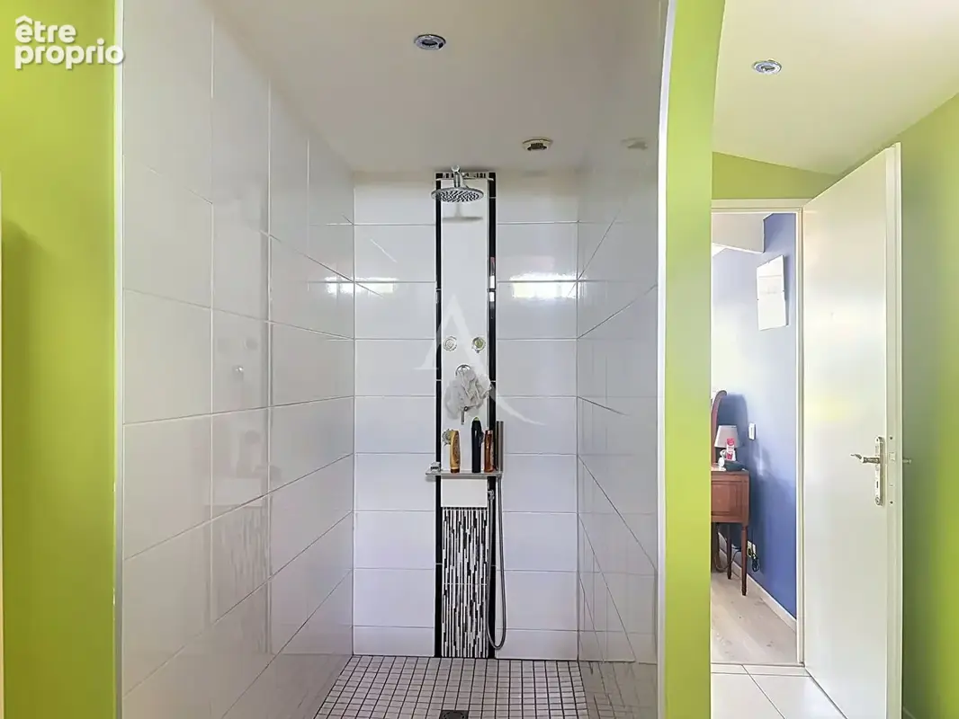 Maison de plain-pied avec dépendances et appartement locatif  Le Loroux-Bottereau - photo 8