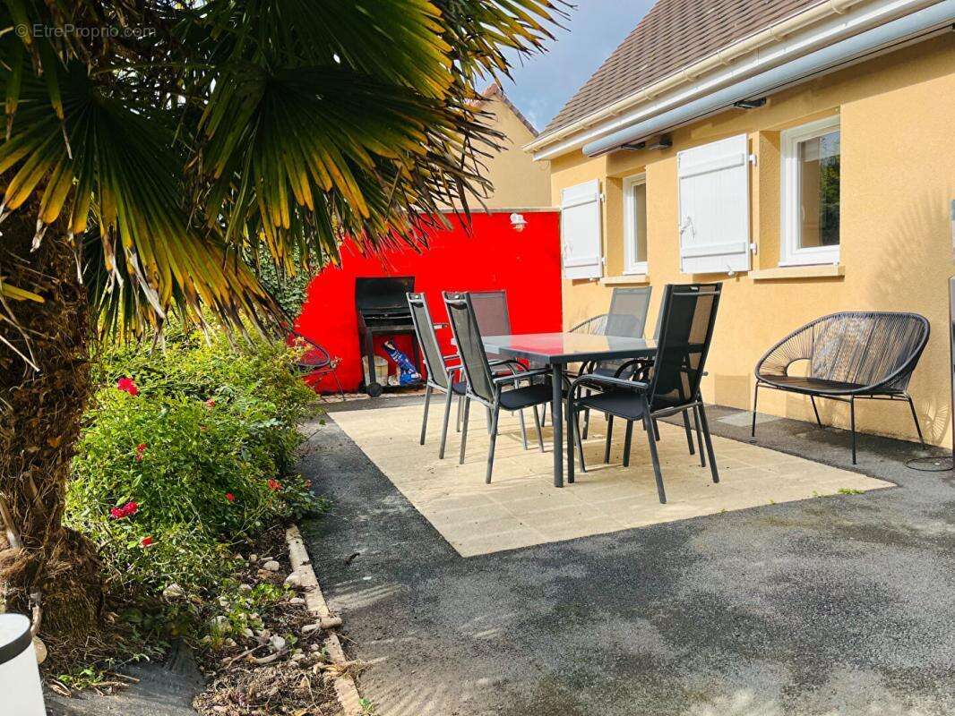 Maison à OUILLY-LE-TESSON