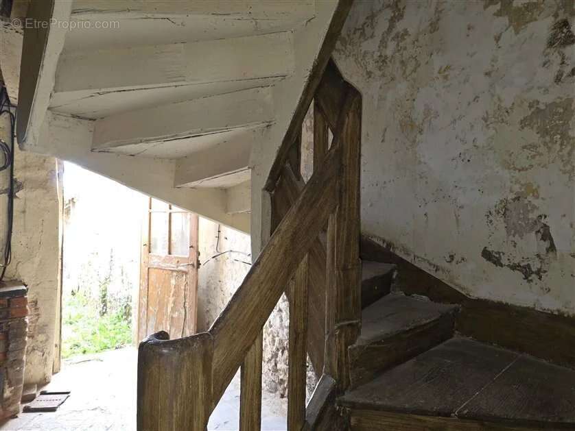 Appartement à MAGNAC-LAVAL