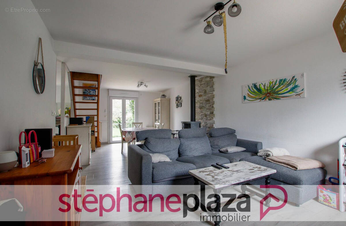 Maison à LA BOUEXIERE