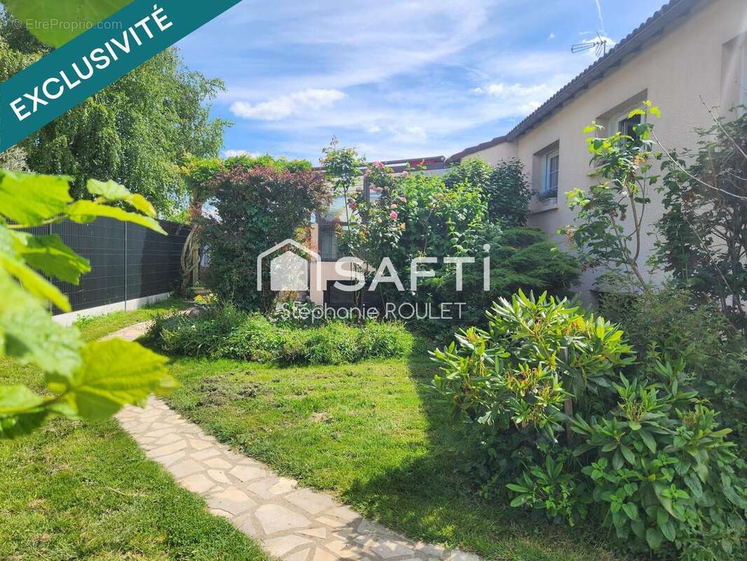 Photo 2 - Maison à BOURNEZEAU