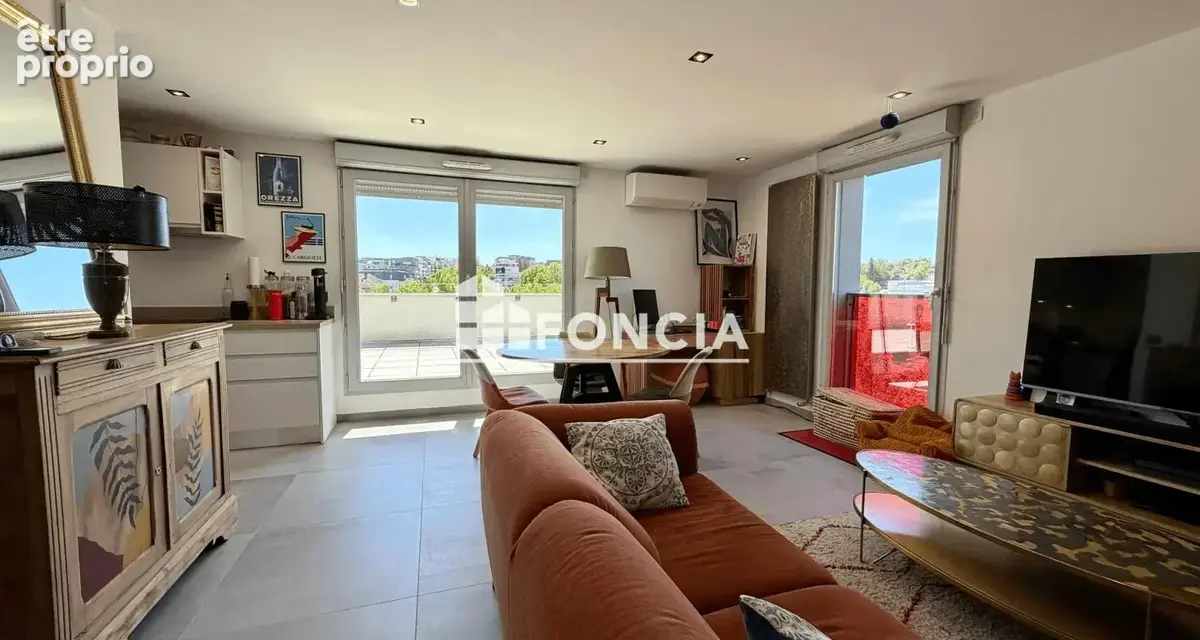 SEYNOD – Appartement T3 dernier étage avec terrasse de 35 m² plein sud et vue montagnes - photo 2