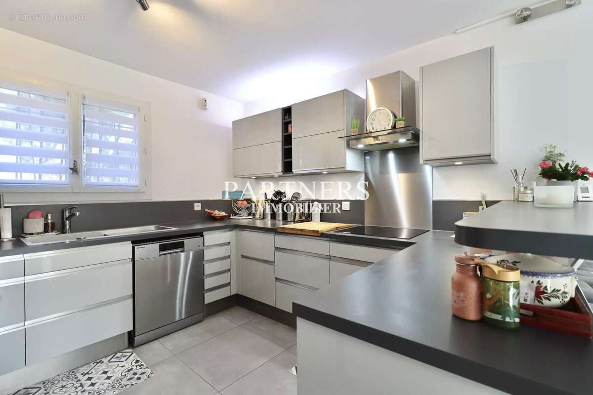 Maison à BOUC-BEL-AIR