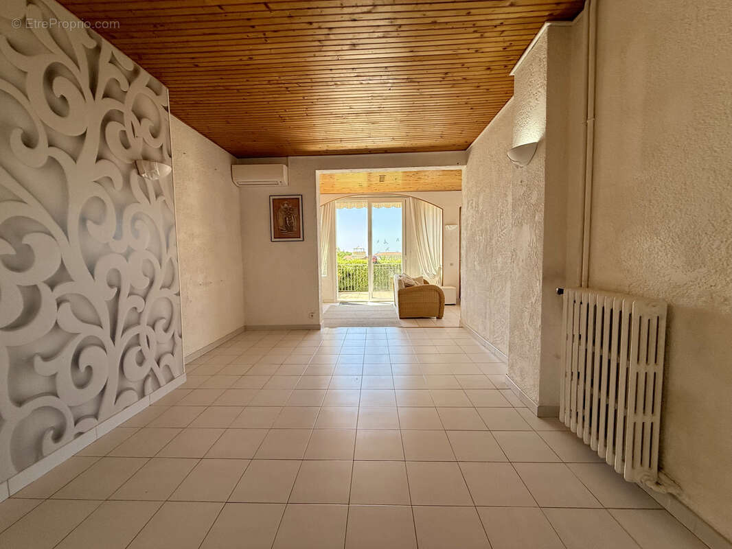 Appartement à ROQUEBRUNE-CAP-MARTIN