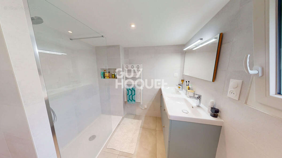 Maison à SUCE-SUR-ERDRE