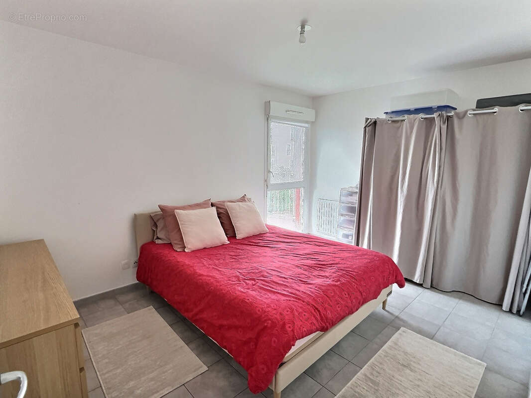 Appartement à JUVIGNAC