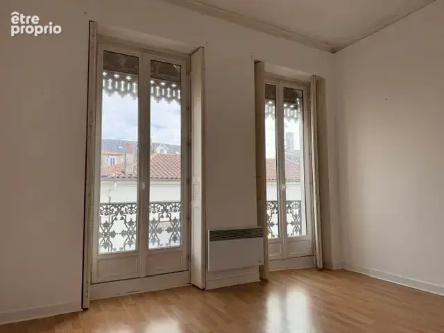 Appartement À Vendre - photo 2