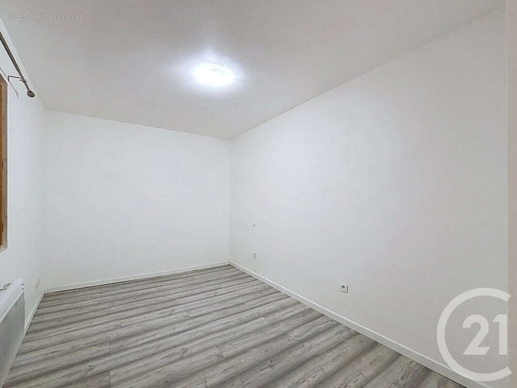 Appartement 64 m² à Montauban  - photo 5
