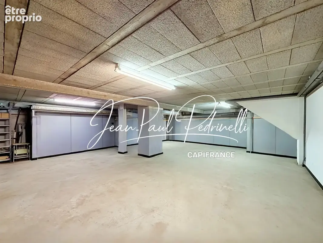 CALUIRE-ET-CUIRE – Cœur Vassieux – Villa 101 m² habitables + 115 m² Hors Carrez (double garage et annexe) – Terrain plat 770 M²  - photo 21