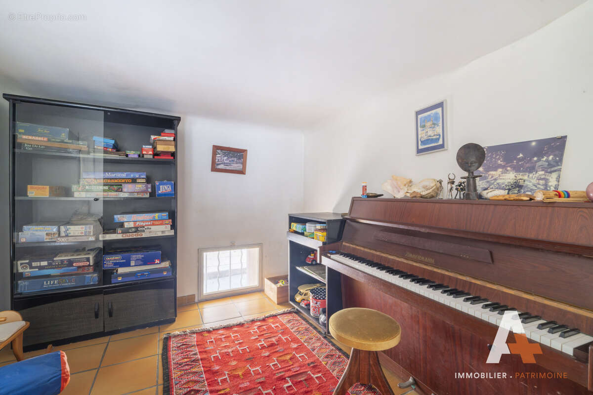Maison à MARSEILLE-7E