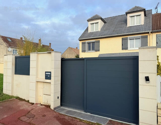 Maison à TREMBLAY-EN-FRANCE
