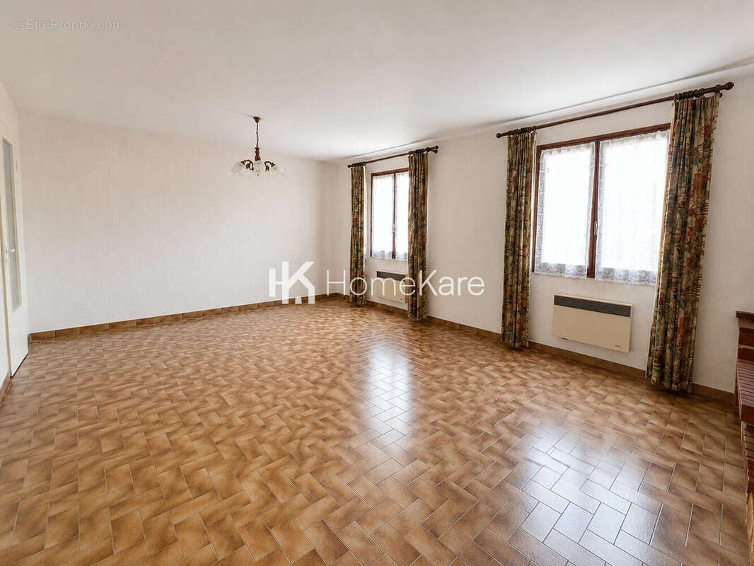 Maison 171 m² à Lagardelle-Sur-Leze  - photo 3