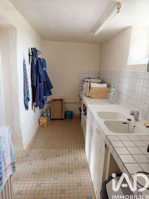 Maison 92 m² à Segrie  - photo 7
