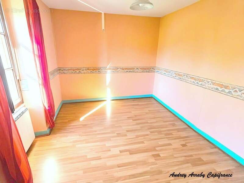 Maison à SAINT-JEAN-D'HEURS