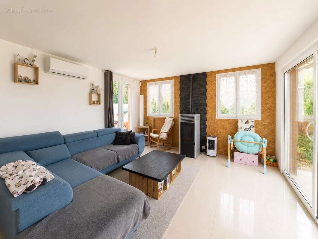 Maison à LA FERTE-GAUCHER