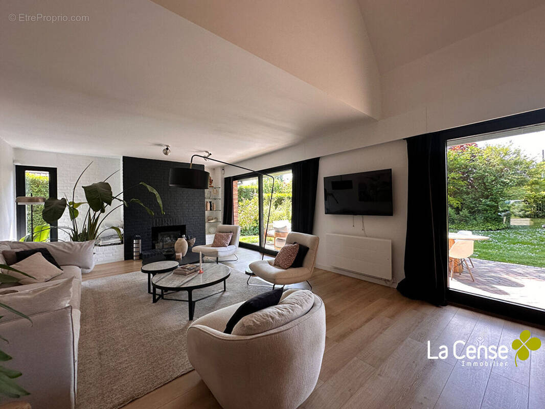 Maison à LOUVIL