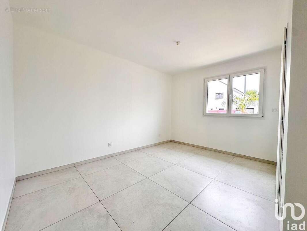 Photo 8 - Maison à ETERVILLE