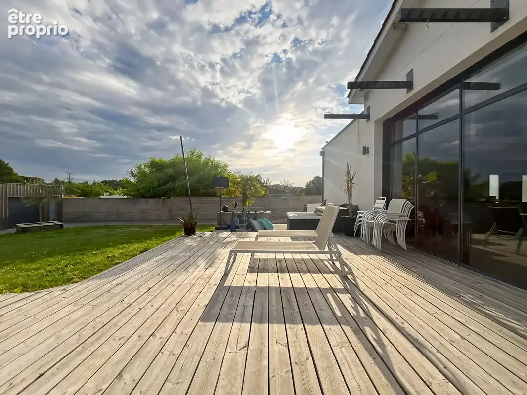 A vendre: Villa contemporaine Sadirac - 6 pièce(s) 205 m2 - photo 3