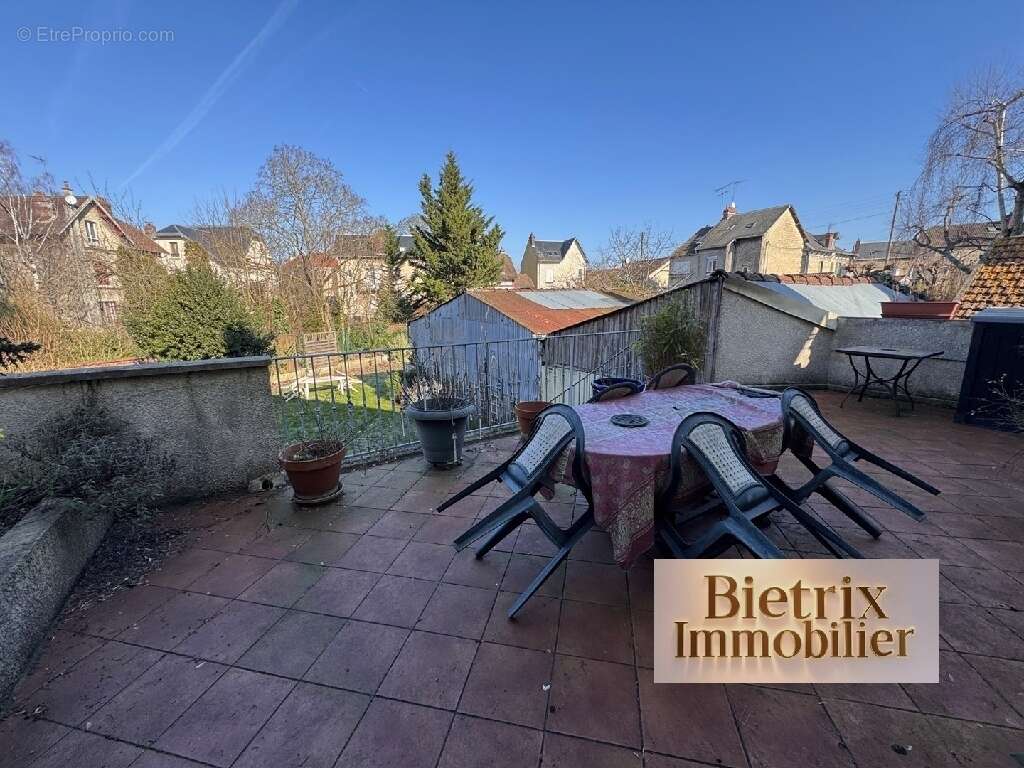 Maison à L'ISLE-ADAM