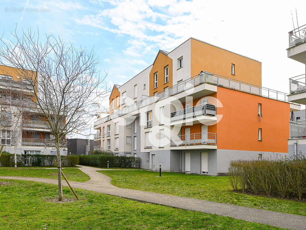 Appartement à LIEUSAINT