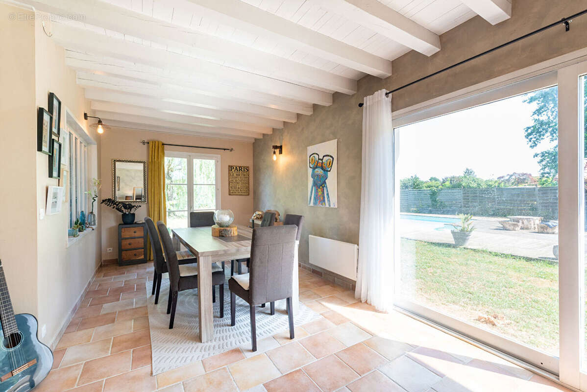 Maison à SAINT-JUSTIN