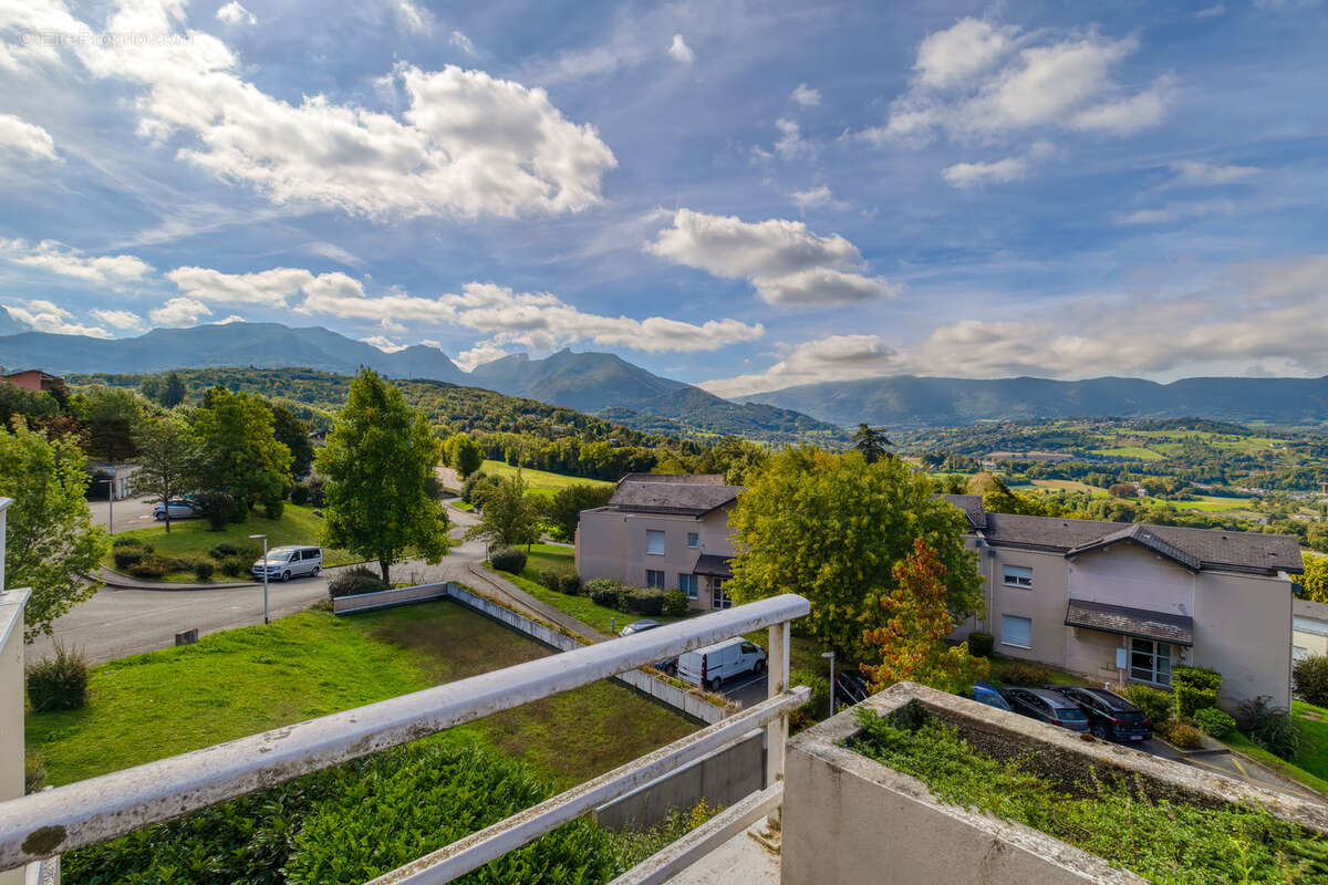 Appartement à JACOB-BELLECOMBETTE