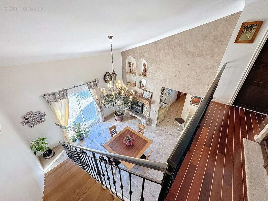 Maison à PEYMEINADE