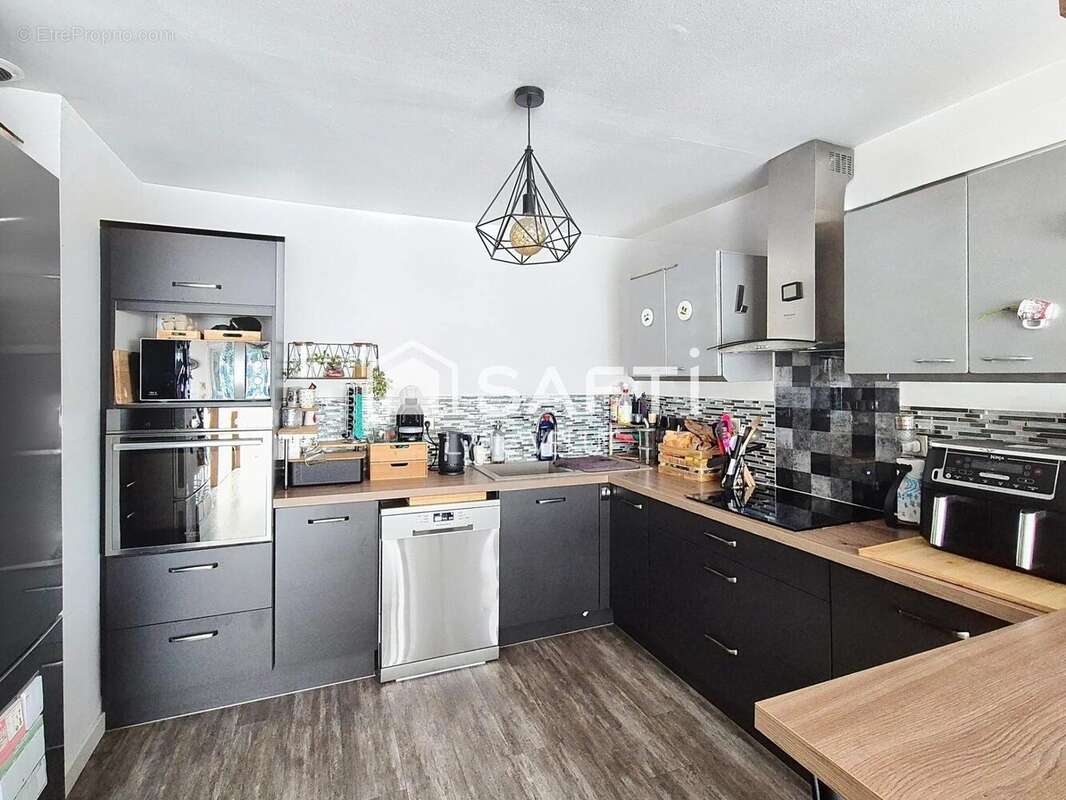 Photo 4 - Maison à EYGUIERES