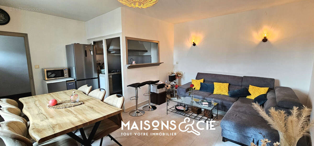 Maison à CHAZEY-SUR-AIN
