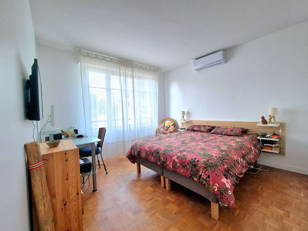 Appartement à NEUILLY-PLAISANCE