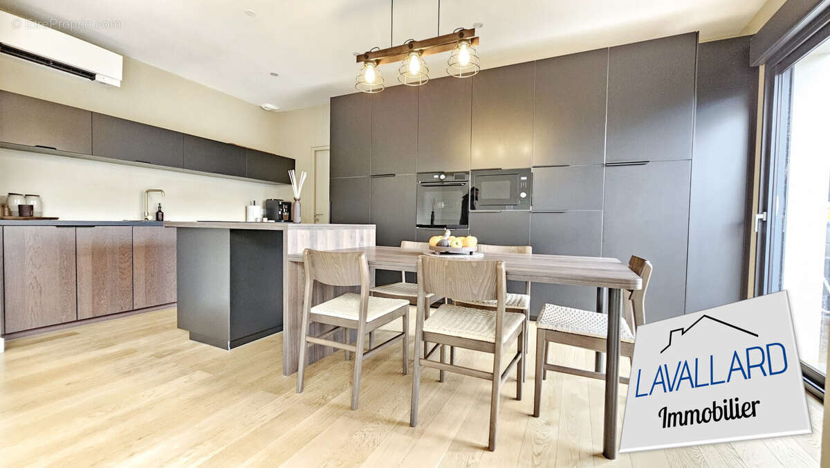 Maison à RAINNEVILLE