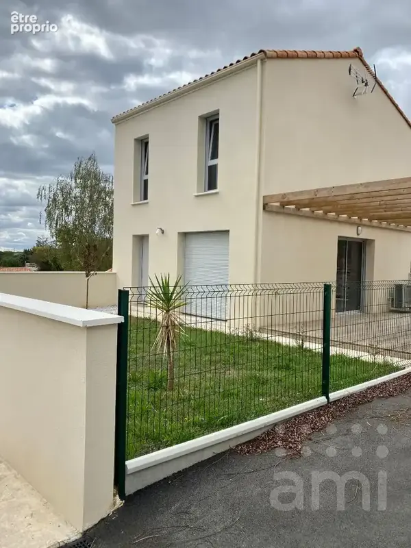 Photo Maison à Niort au prix de 229 900€