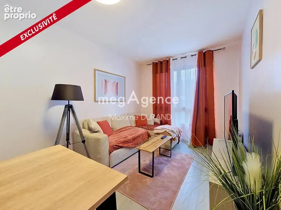 Appartement T3 de 65 m² rénové – 2 chambres – Parking privatif – Cholet - photo 3
