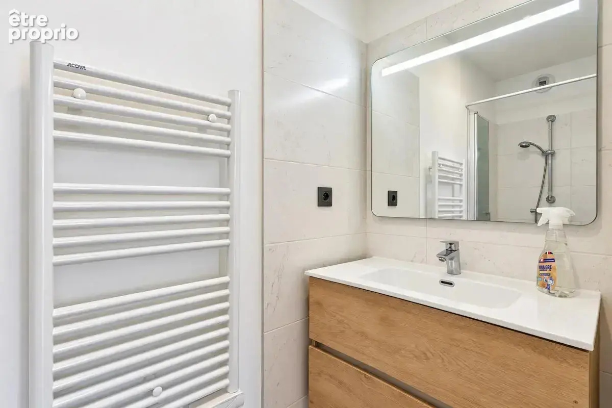 Appartement 4 pièces de 105 m² à Baillargues - photo 9