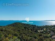 Terrain à RAYOL-CANADEL-SUR-MER