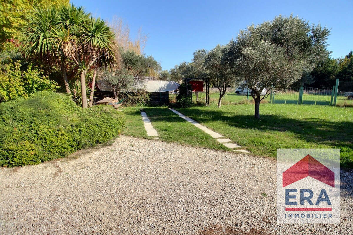 Maison à JONQUIERES