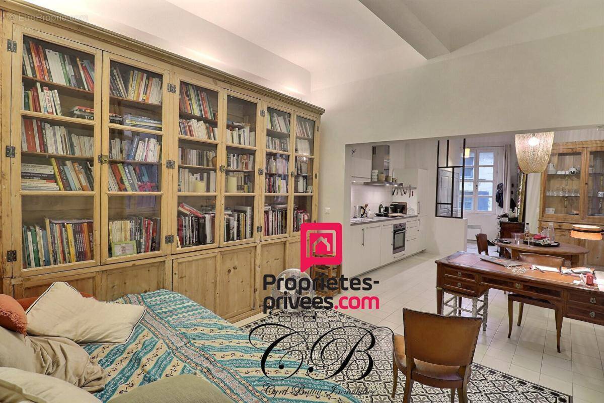 Appartement à UZES