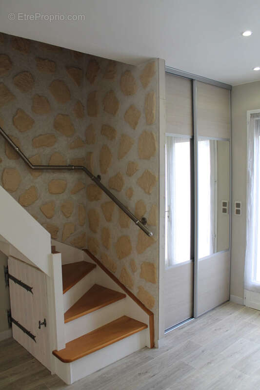 Maison à THIERS-SUR-THEVE