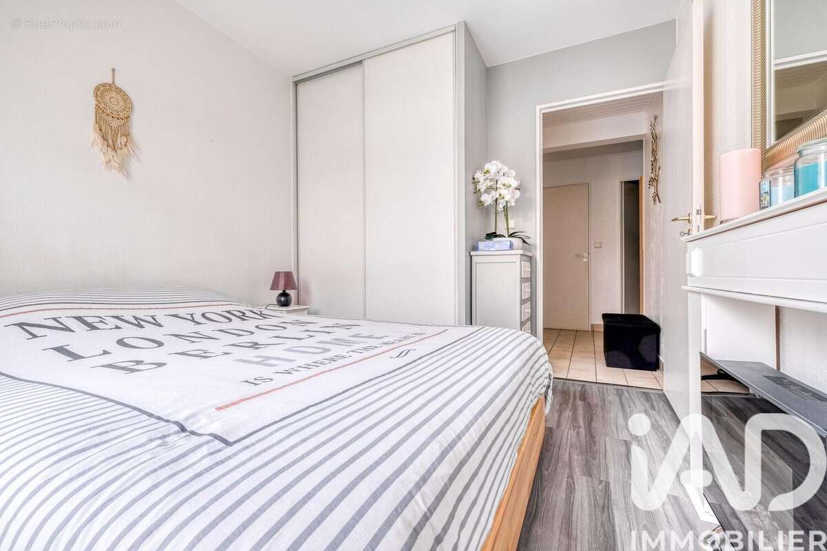 Photo 6 - Appartement à LIVRY-GARGAN