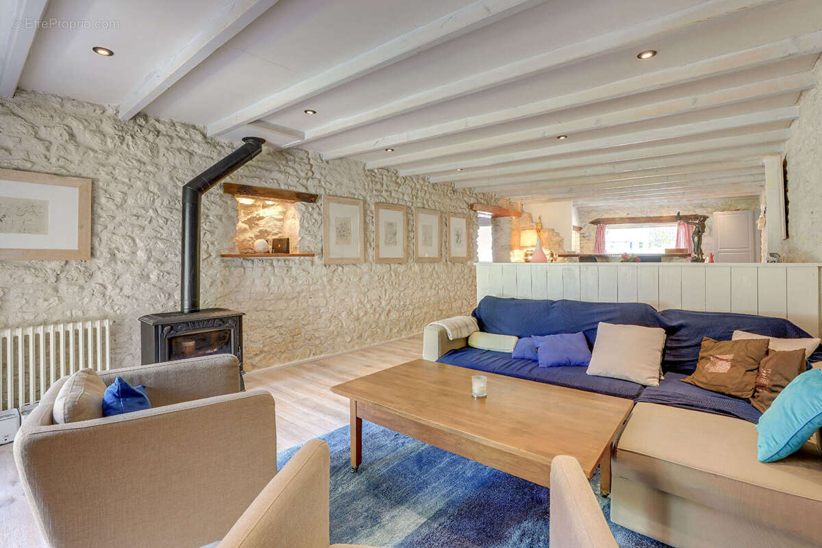 Maison à SAINT-SULPICE-DE-ROYAN