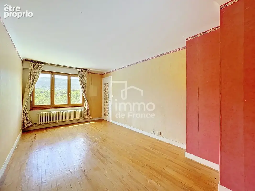 Maison 7 pièces 210 m² à vendre à Bellegarde-Sur-Valserine (01200) - photo 10