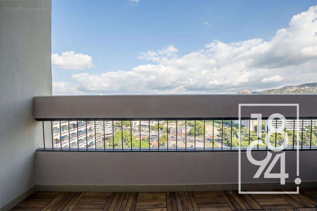 Appartement à MARSEILLE-9E