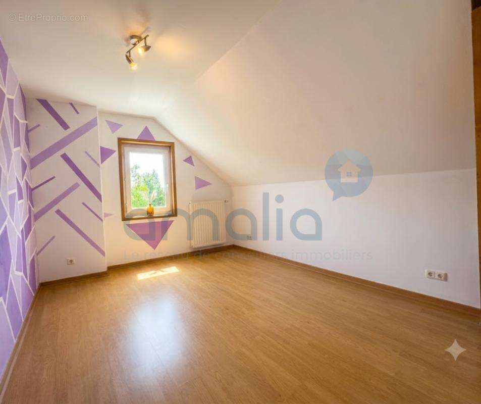 Maison 111 m² à Becquigny  - photo 5