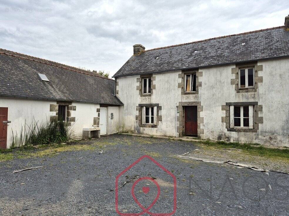 Maison à LANGOLEN