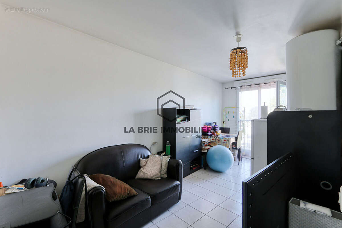 Appartement à BOISSY-SAINT-LEGER