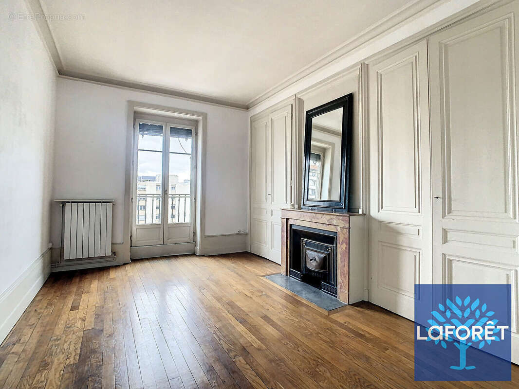 Lyon 7ème :  T3 (91 m2) avec balcon - photo 7