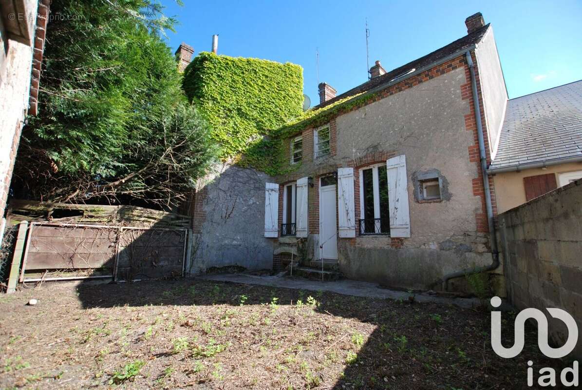 Maison 116 m² à La Bussiere  - photo 2